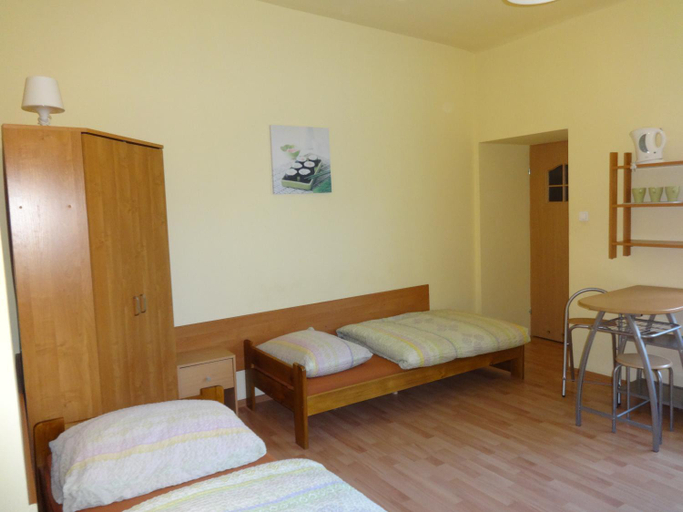 Others 3, Apartamenty NOCLEGI BEDZIN, Będzin