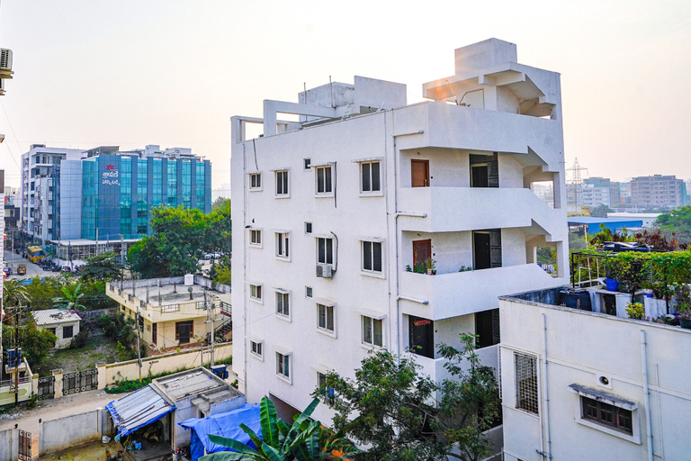 Exterior & Views, Fabhotel Q Suites, Hyderabad