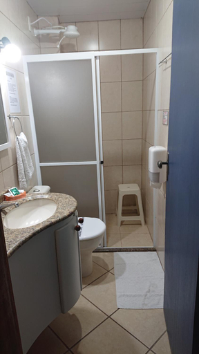 Bathroom 3, GH Bizkaia, Florianopolis