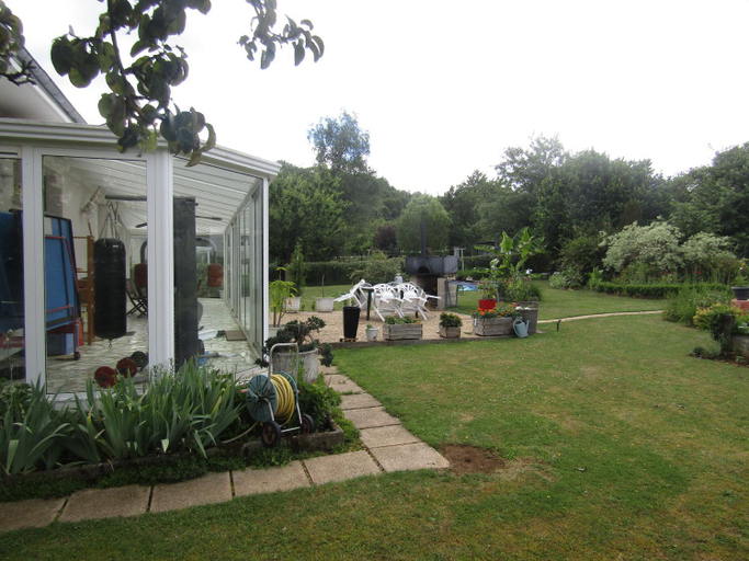 Others 2, au jardin Fessard, Ardennes