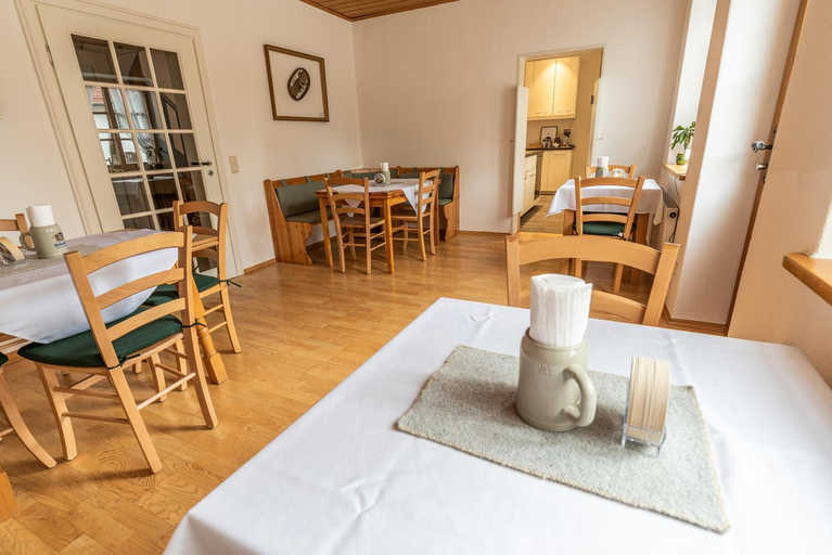 Food & Drinks, Ammergau Lodge, Garmisch-Partenkirchen