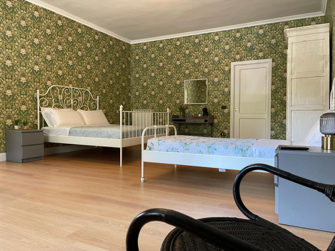 Others 4, Bed and breakfast Stella, Cosenza