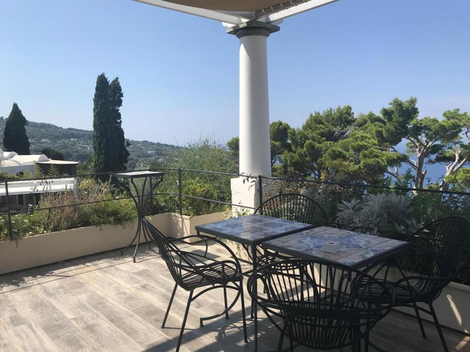 Food & Drinks 5, Orsa Maggiore, Napoli
