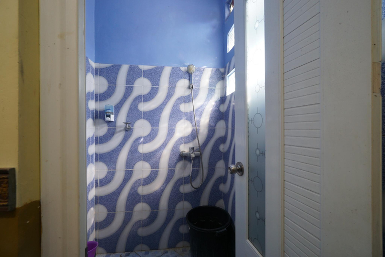 Others 5, SPOT ON 93620 Anisa Homestay Syariah, Tulungagung
