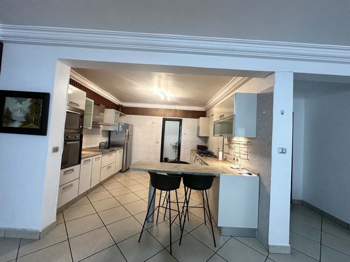 Others 4, Chic and stylish 3 bedroom apartment, Accra