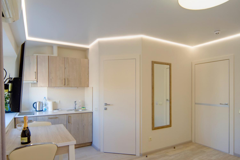 Others 3, Arena Apartments, Pechers'kyi