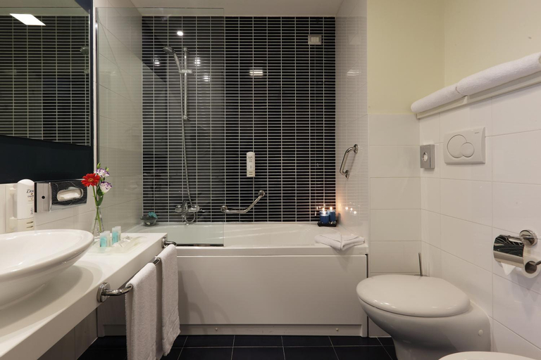 Bathroom 8
