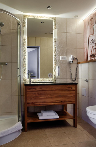 Bathroom 5, Boutique Hotel's Kwiska / Legnicka, Środa Śląska