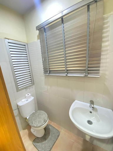 Bathroom, Mulliner Towers, Eti-Osa