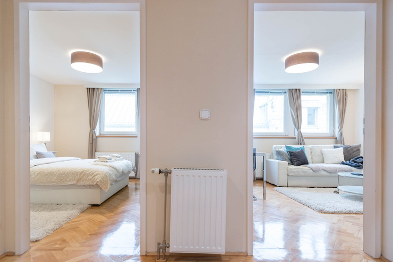 Bedroom 2, Venus Apartments - Renate, Budapesti