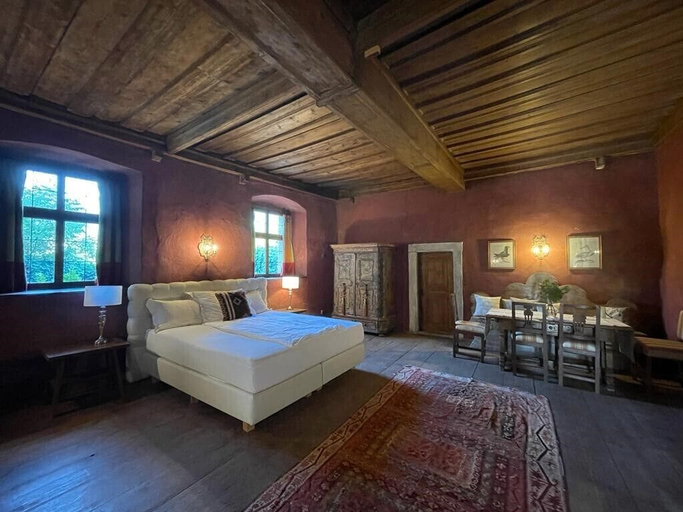 Bedroom 2, Ansitz Zinnenberg, Bolzano