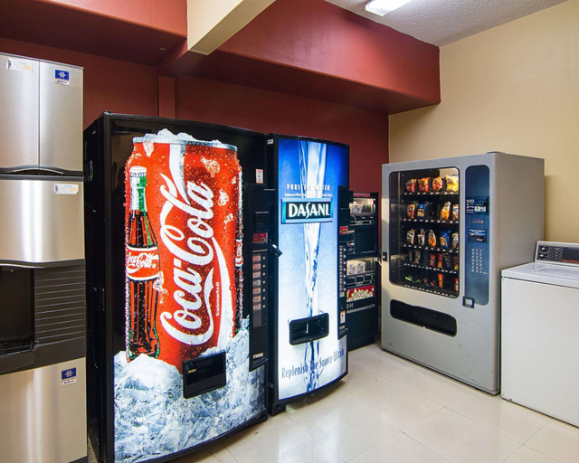 Food & Drinks 4, Comfort Inn & Suites Houston Key-Katy, Houston