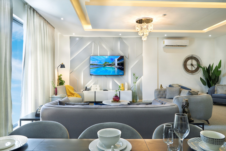 Food & Drinks, 233 Boulevard-Cantonments by Quao Realty, Accra