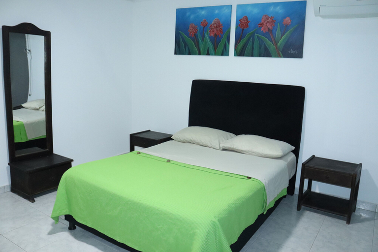 Bedroom 2, Hotel Inambu, Restrepo