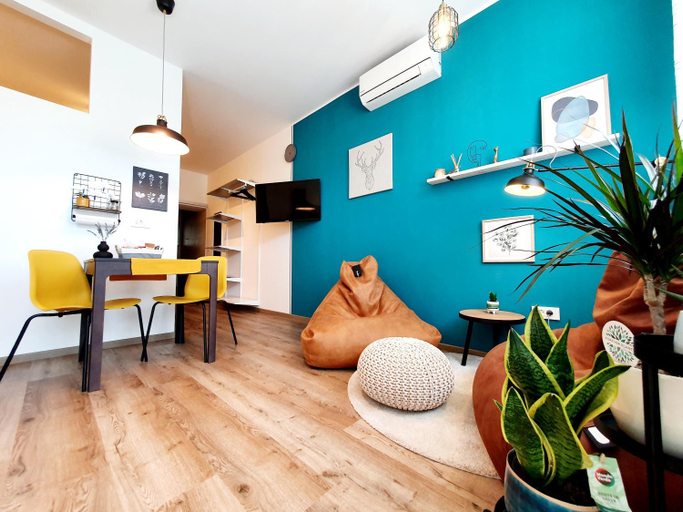 Others 2, Harmony - Your Cozy Retreat a Short Walk from the Center, Piran