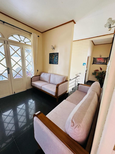 Bedroom 2, MAPLES HOLIDAY RESORT, Nuwara Eliya