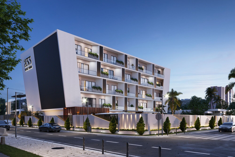 Exterior & Views