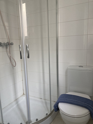 Bathroom 3, Charming Central Townhouse in Sliema
