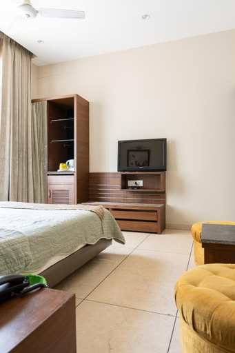 Bedroom 3, Hotel Kasauli Regency, Solan