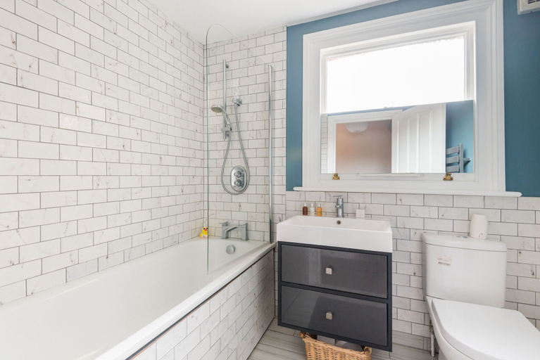 Bathroom 3, Twickenham Green, London