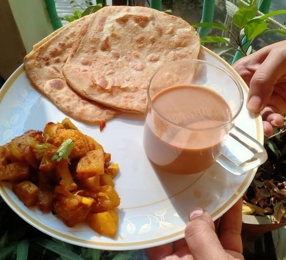 Food & Drinks 4, VR Comforts, Mumbai City