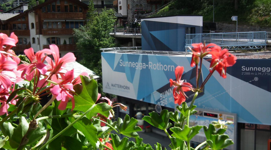Exterior & Views 1, Cheminee , Hotel Garni, Visp