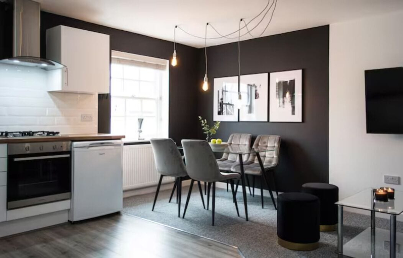 Others 4, 2 Bedroom Heron Apt Leamington Spa, Warwickshire