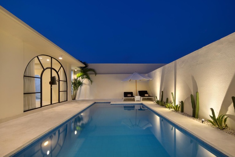 Swimming Pool 6