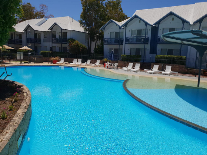 Swimming Pool 7