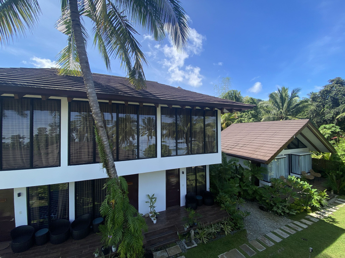 Exterior & Views, Amila Dive Beach Resort, Cauayan