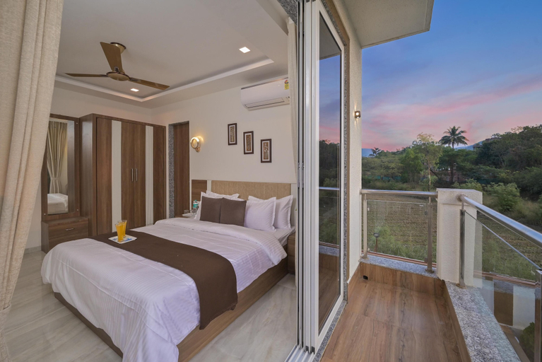 Bedroom 2, Vivanta Villa, Pune