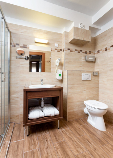 Bathroom 4, Hotel Eger & Park, Eger