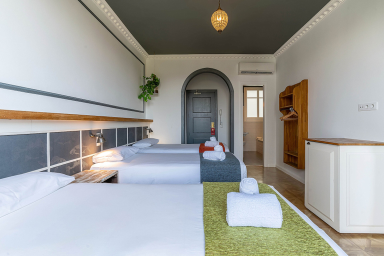 Bedroom 3, Room Casa Gracia, Barcelona