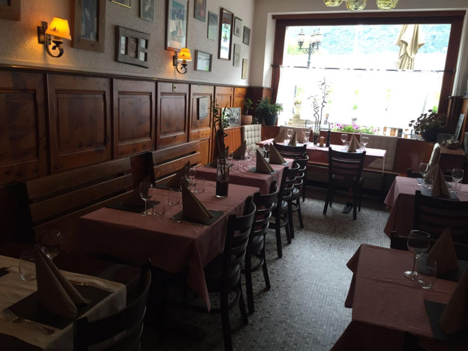 Food & Drinks 4, B&B Restaurant Le Pernollet, Saint-Maurice