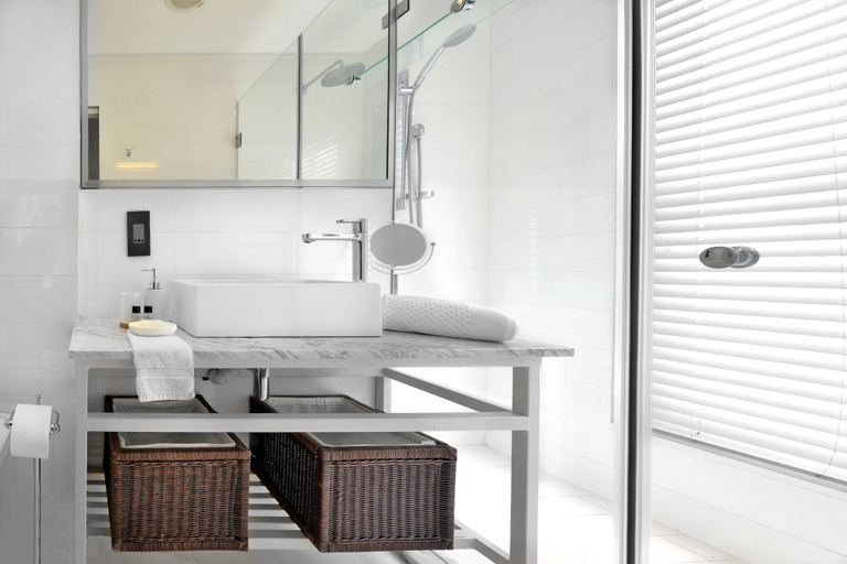 Bathroom 4, Le Petit Bijou Boutique Aparthotel, Cape Winelands