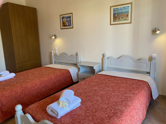 Bedroom 4, Nikos Cassiopeia Apartments, Ionian Islands