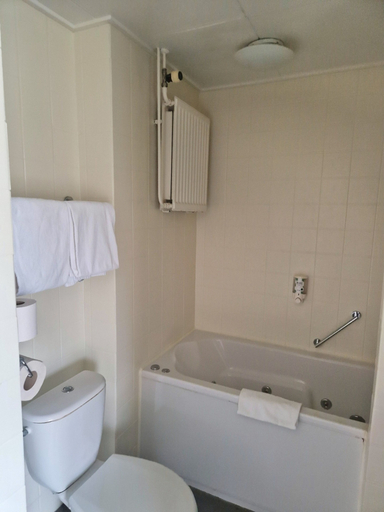 Bathroom 3, Hotel Koogerend, Texel