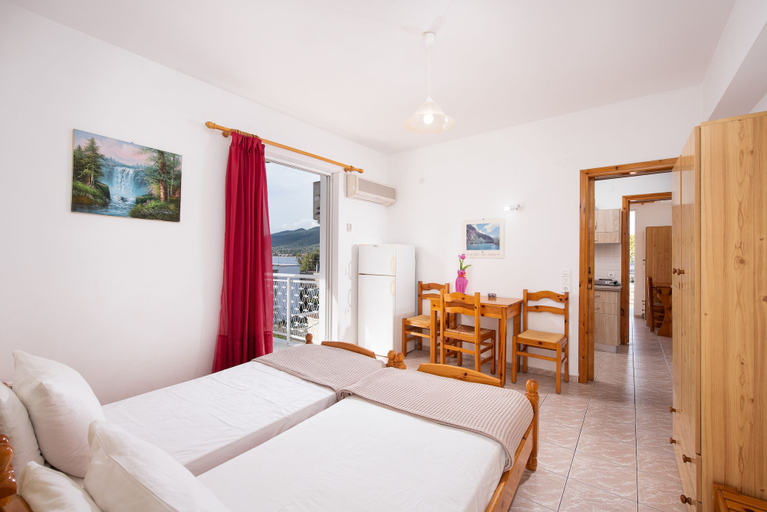 Bedroom 2, Zoe Seaside, Central Greece