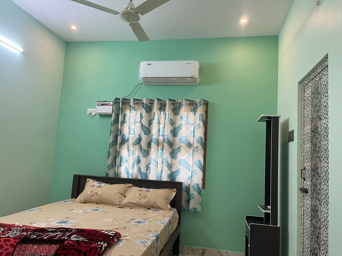 Bedroom 2, Sai Ayush Homestay, Thanjavur