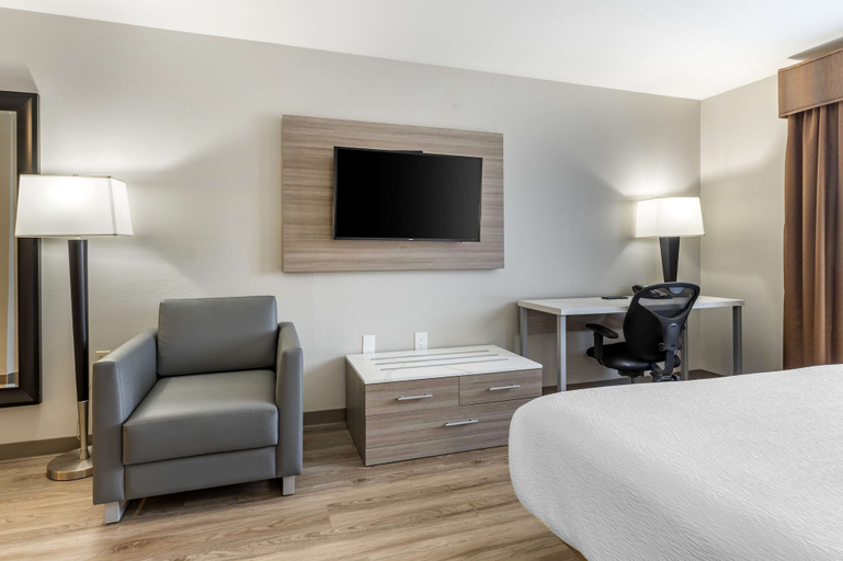 Bedroom 5