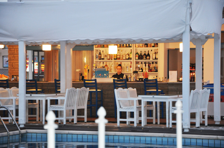 Food & Drinks 4, Tasmaria