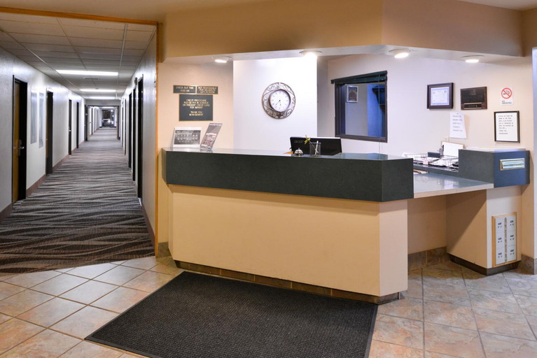Public Area, Baymont by Wyndham Sioux Falls North/I-29/Russell St, Minnehaha