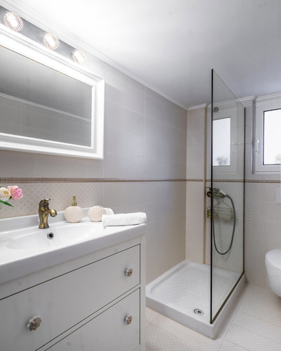 Others 2, Lovely 1 Bd apt in Kalithea with Balcony, Attica
