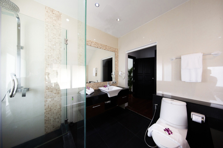 Bathroom 4, PARADISE Pool Villa Pattaya in Tropicana Village, Pattaya