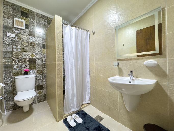 Bathroom 3, Royal Crown Hotel Giza Pyramids View, Al-Ahram