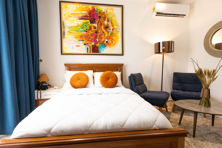 Bedroom 2, 233 Boulevard-Cantonments by Quao Realty, Accra