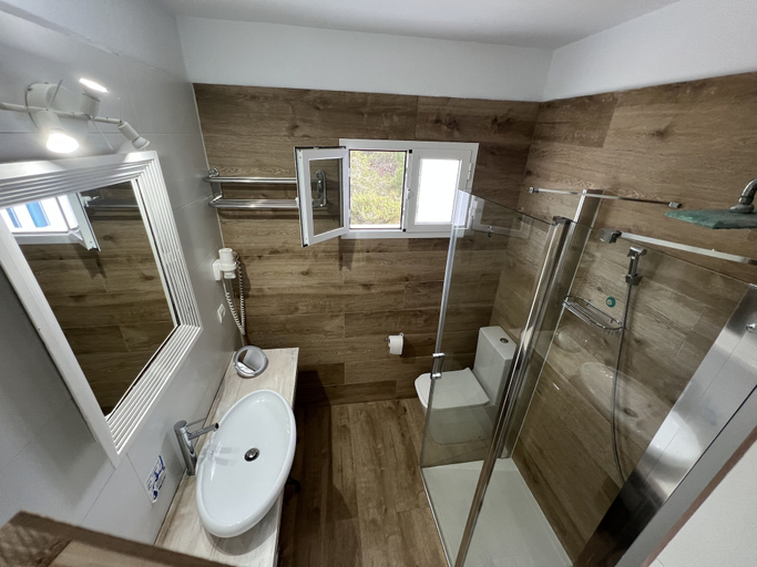Bathroom 4, Apartamentos Vista Vedrá, Baleares