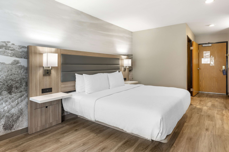 Bedroom 10
