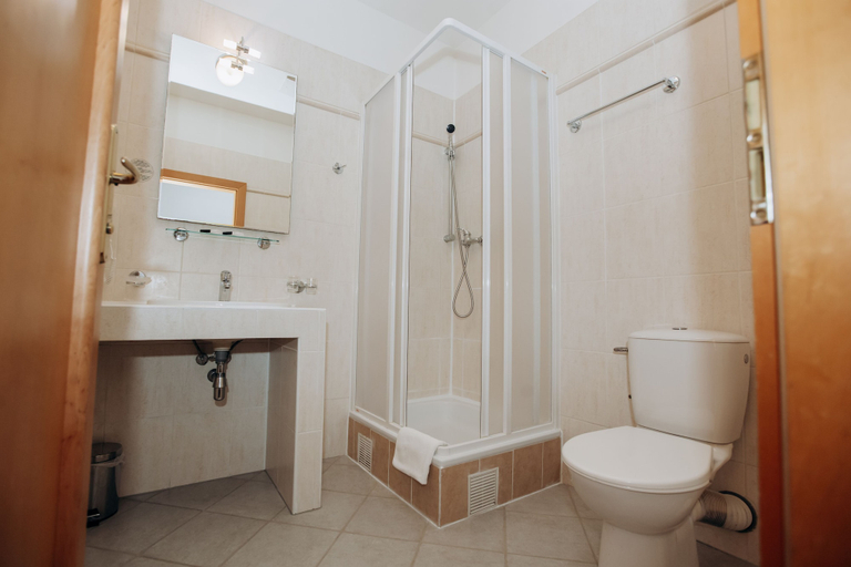 Bathroom 4, Alton Hotel Prague, Praha 1