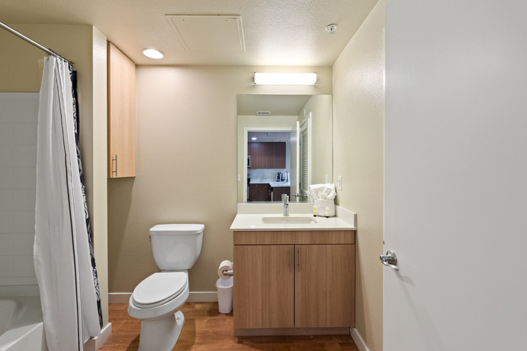 Bathroom 4, Global Luxury Suites San Jose Downtown, Santa Clara